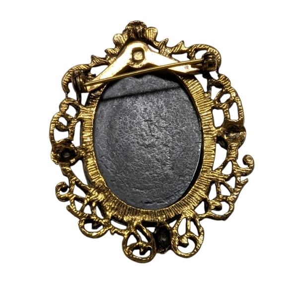 CAMEO Cream Black Silhouette Brooch Vintage Romantic Golden Pin - Picture 4 of 8